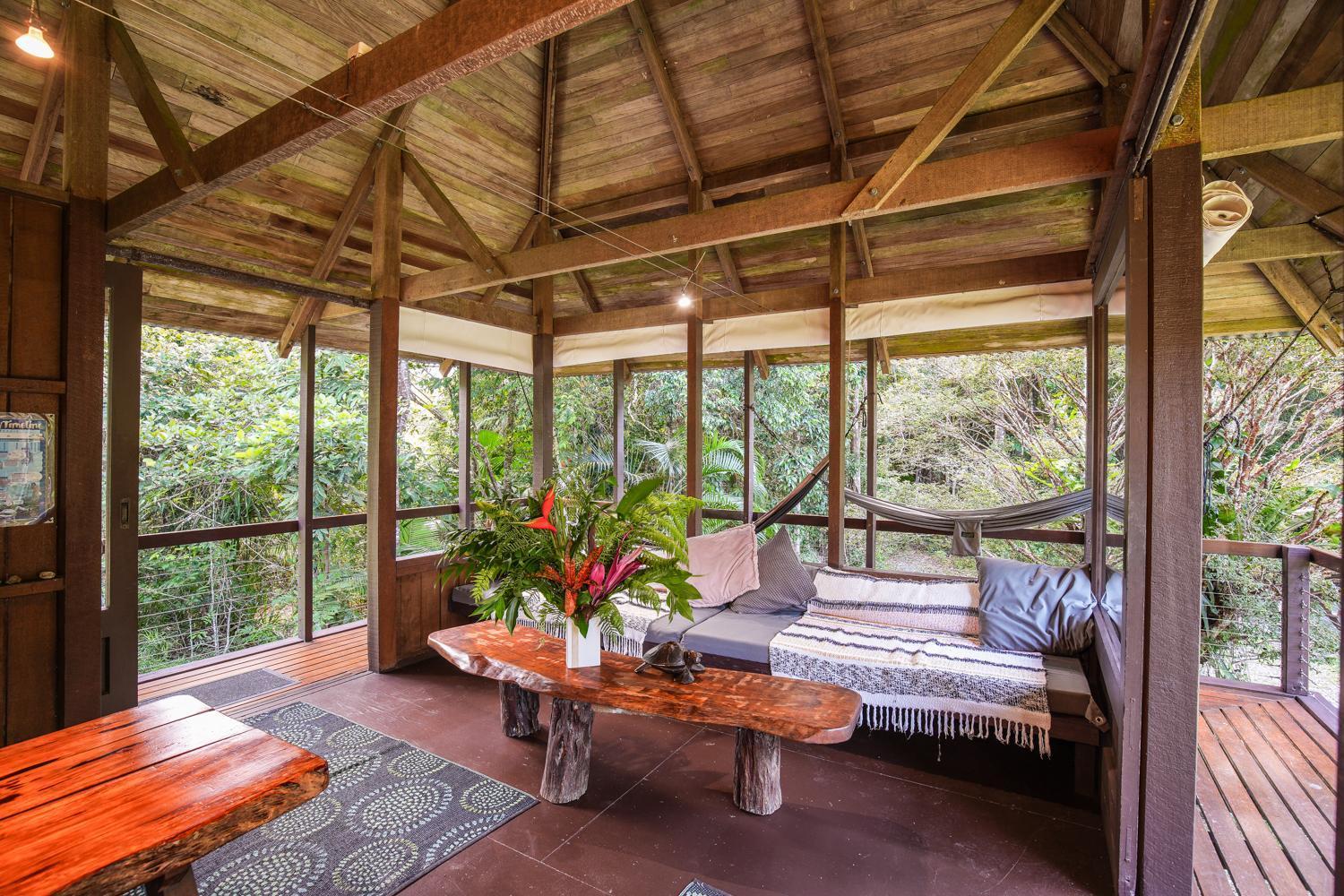 Noah Creek Eco Huts Cape Tribulation